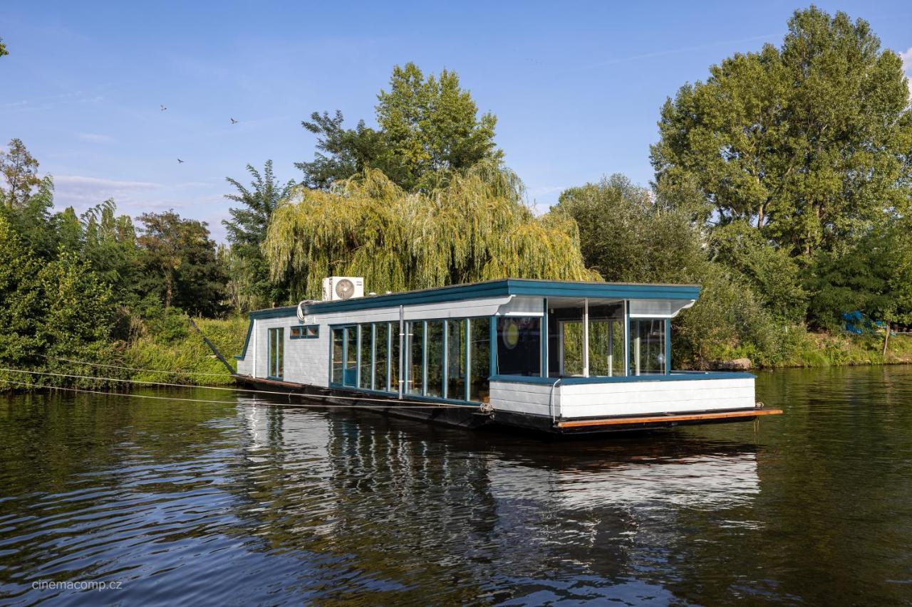 Houseboat - Place In Hotel na wodzie Praga
